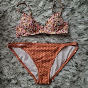 NWOT Orange Floral Bikini 36B/Large